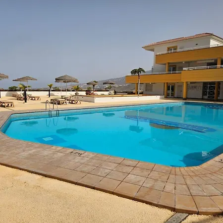 Ocean View The Sunset アパート アデヘ